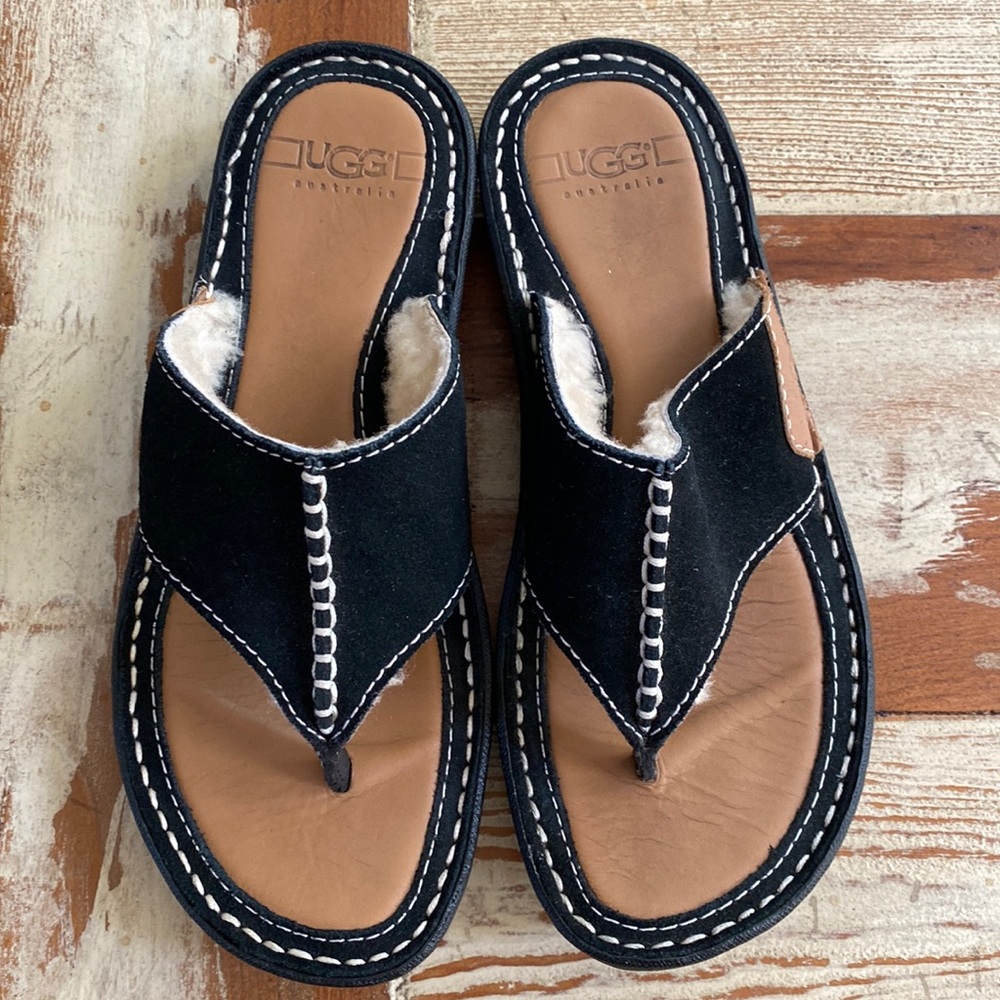 Ugg flip flop